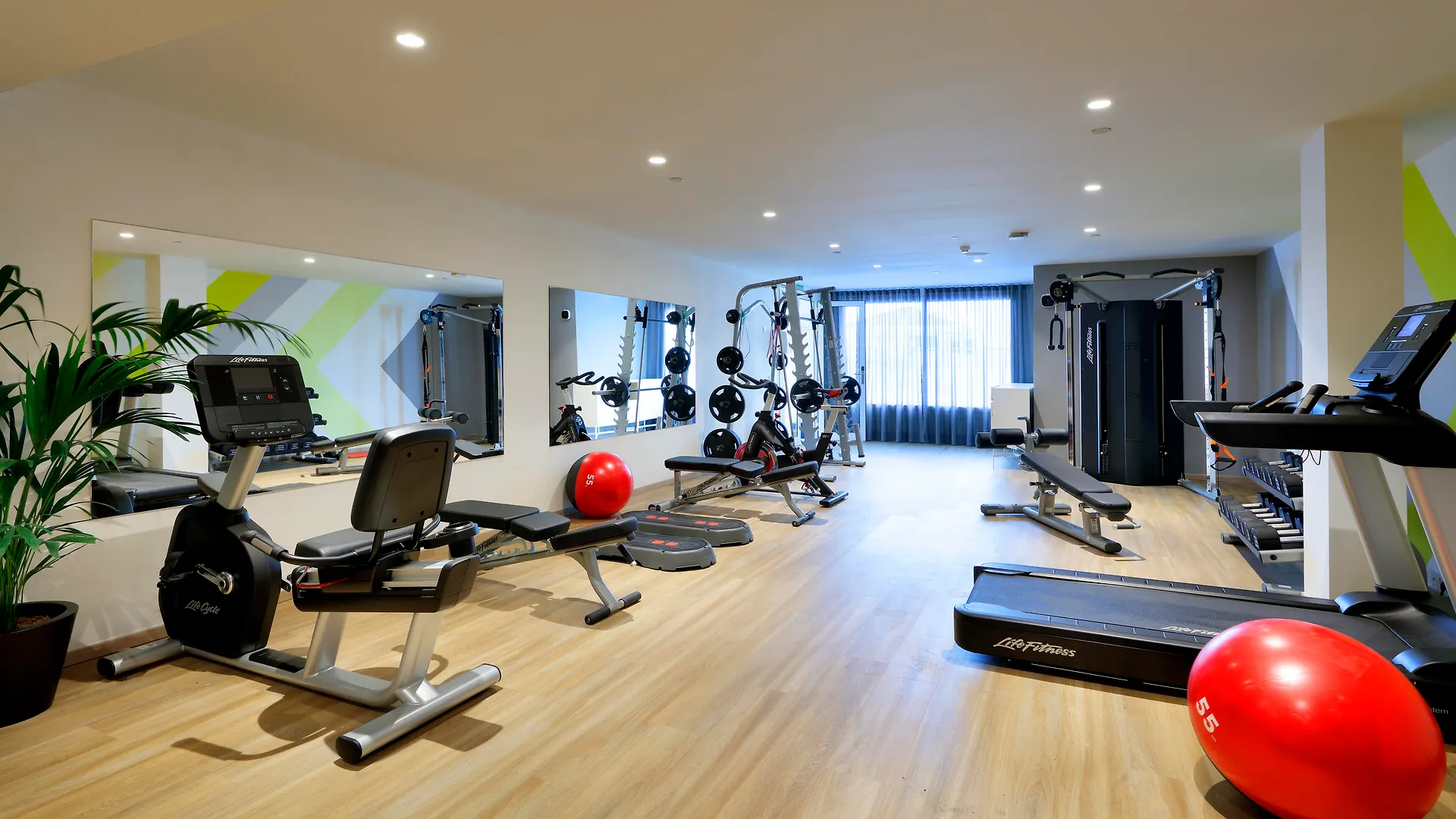 Palladium Hotel Menorca Arenal d'en Castell 4*,  Spain